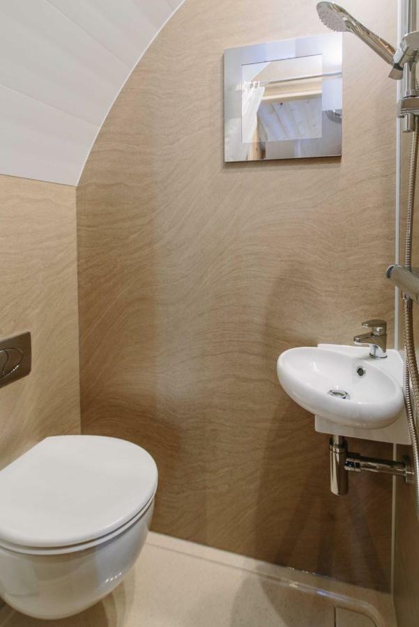 Mallow Glamping Pod Cheltenham Eksteriør bilde